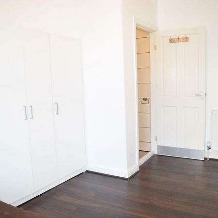 Regent Guest House Бёрнли Экстерьер фото