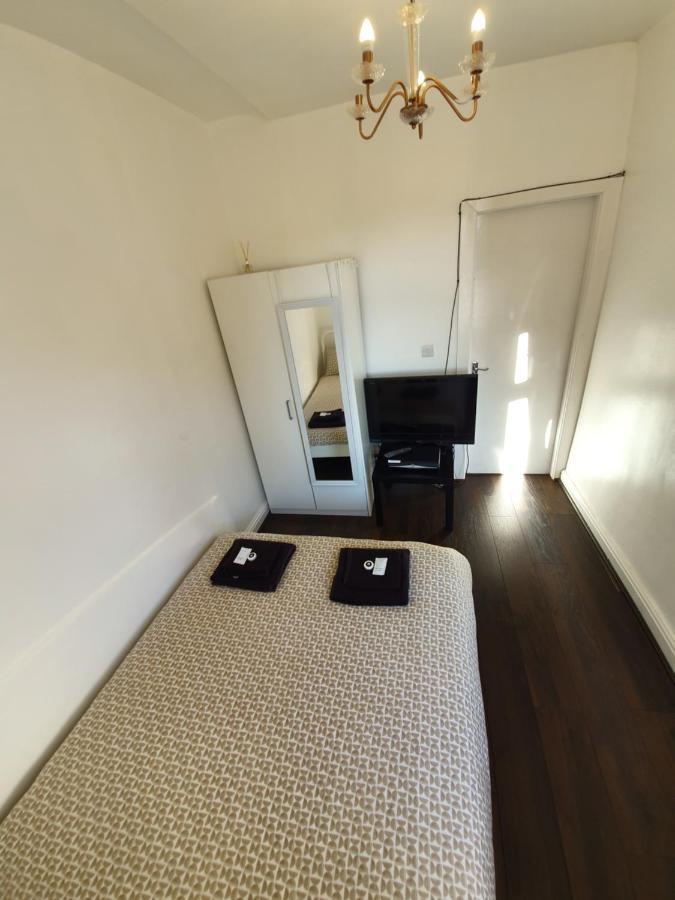 Regent Guest House Бёрнли Экстерьер фото
