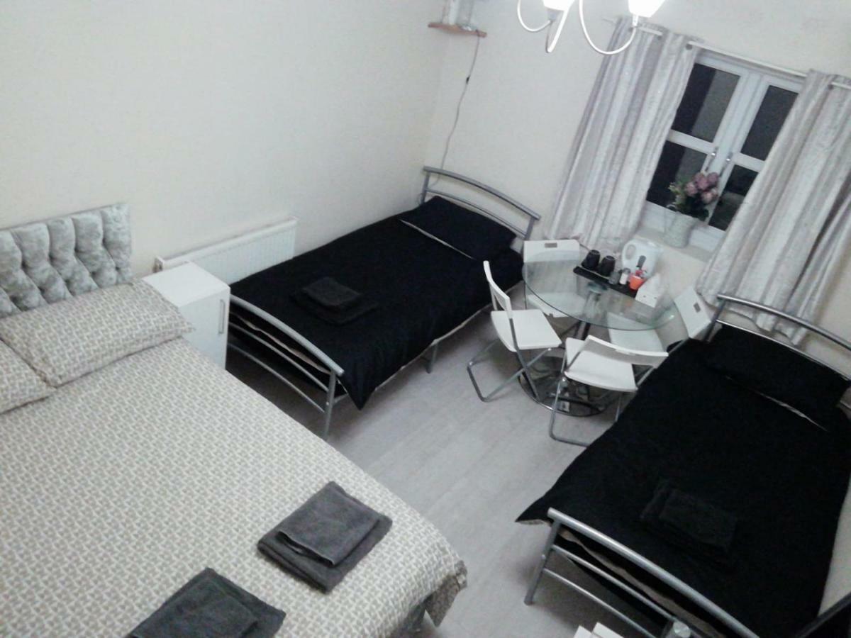 Regent Guest House Бёрнли Экстерьер фото
