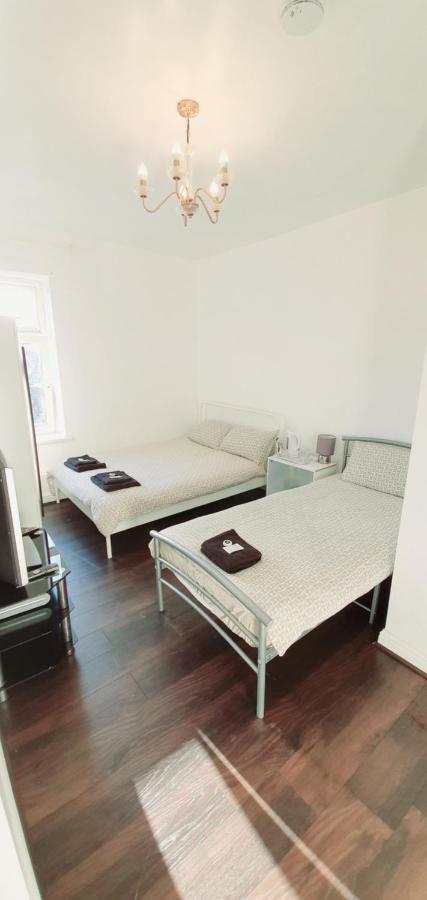 Regent Guest House Бёрнли Экстерьер фото